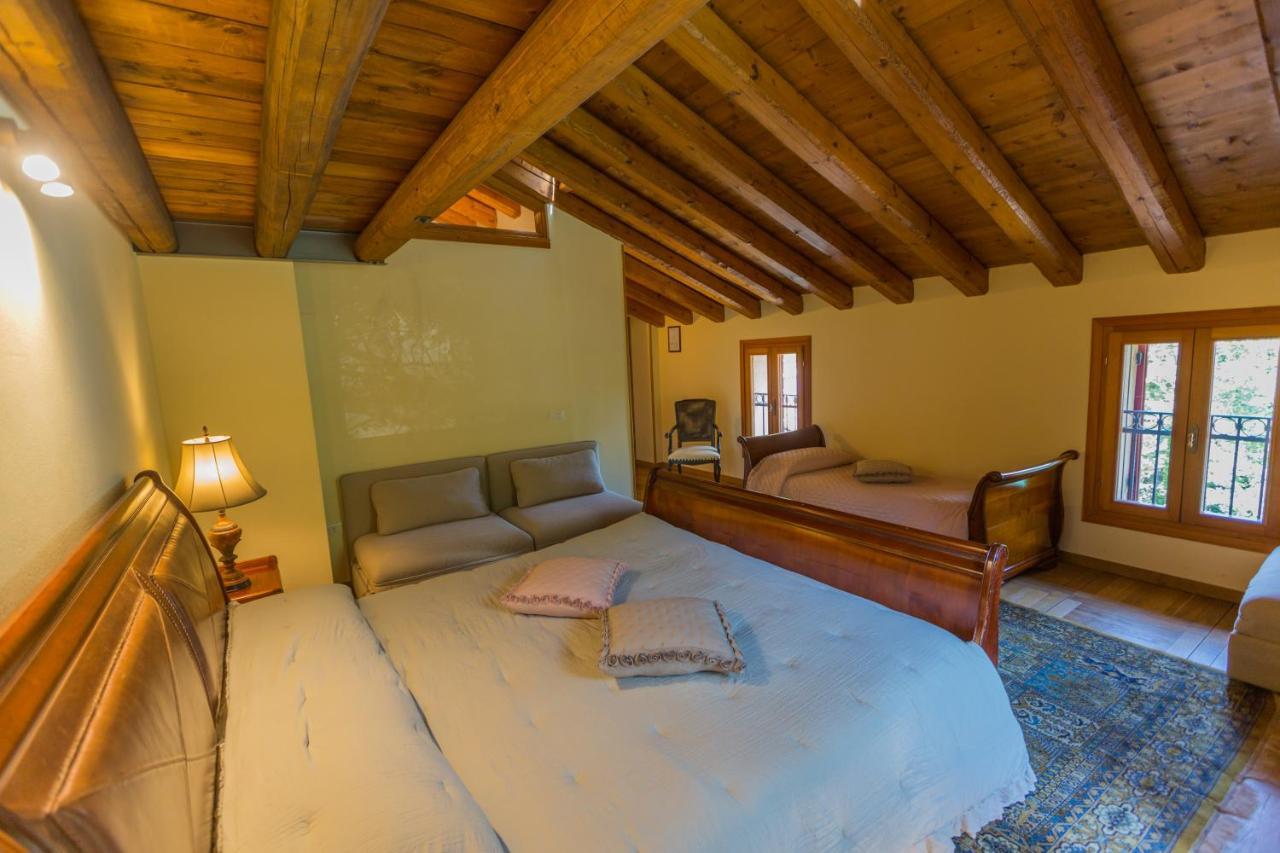 Casa Sul Fiume County House Bed & Breakfast Solagna Exterior photo