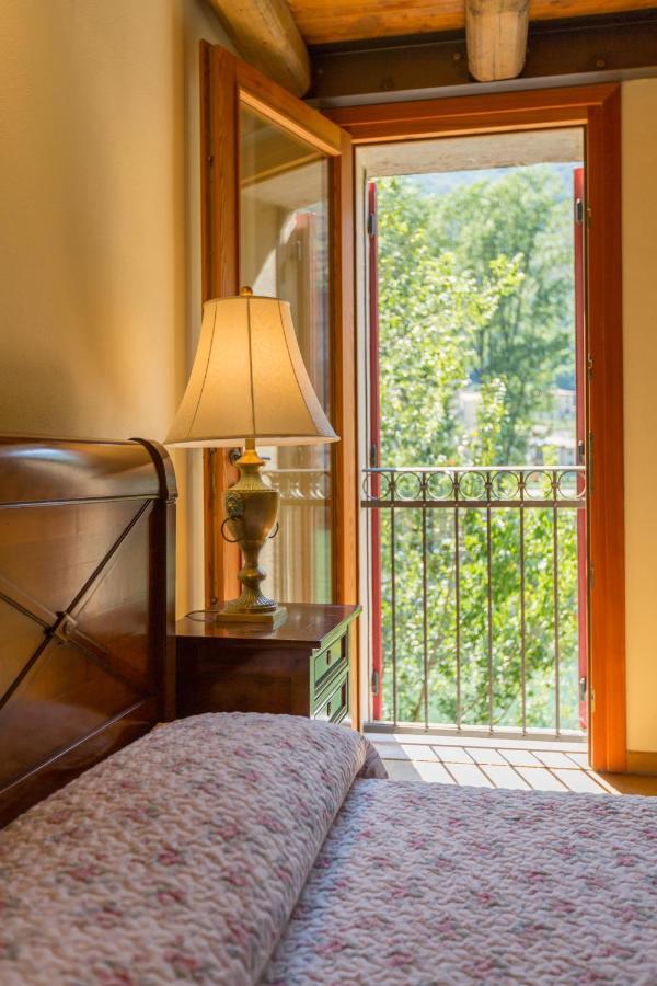 Casa Sul Fiume County House Bed & Breakfast Solagna Exterior photo